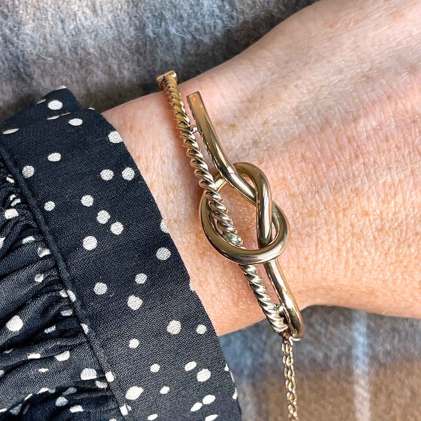 Antique English 9k Gold Love Knot Bangle Bracelet, Circa 1890