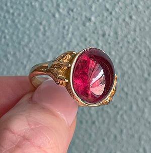 Victorian Large Gold Cabochon Garnet Ring