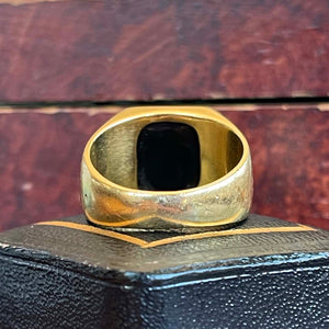 Antique French Sardonyx Signet Ring Intaglio 18k Gold