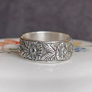 Victorian Silver Floral Band Ring, Birmingham 1883, Size 7