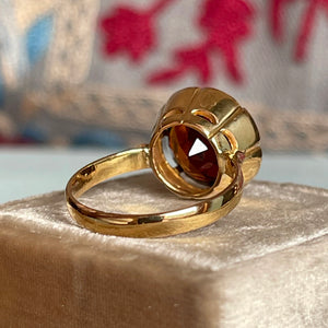 1930s Tourmaline Ring in 18kt Gold: A Rich Autumnal Glow